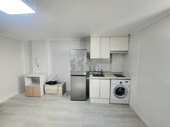 Spacious studio apartment near Busan City Hal 1th image