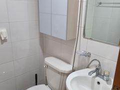 Studio apartment in a walkable neighborhood 1th image