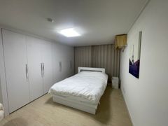 A cozy and quiet room 8th image
