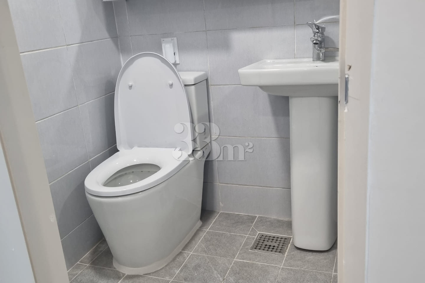 Studio apartment 30 seconds from Wangsimni St 11th image