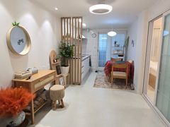 Cozy home with great natural light and a grea 9th image