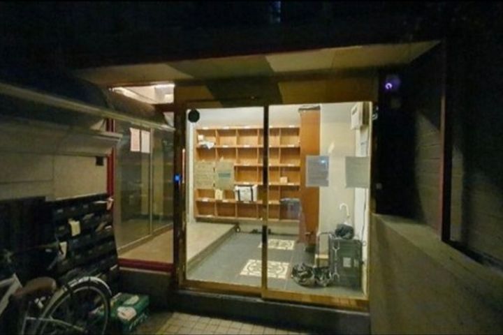 4 minutes to subway station, fully furnished 5th image