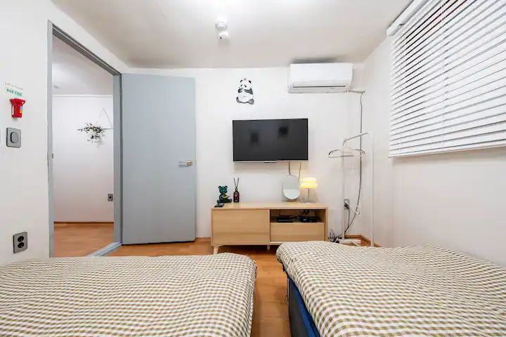 버드나잇 6번째 이미지