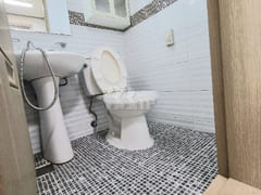 Fully furnished studio apartment in Yuseong-g 5th image