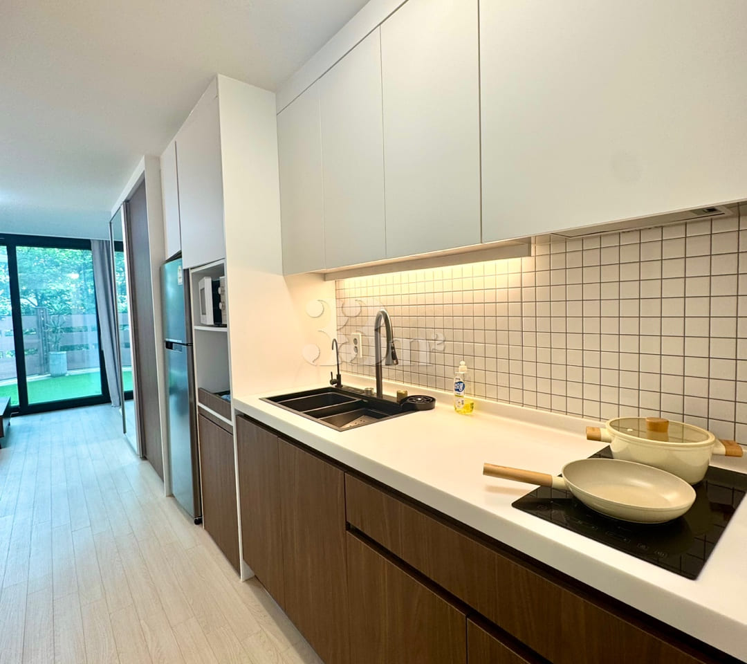 Short-term rental: Newly built, fully furnish 7th image