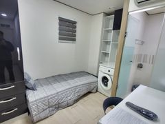 디럭스 1번째 이미지
