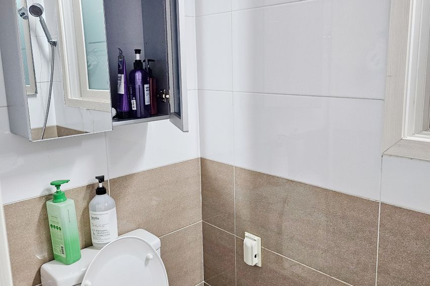 롯데몰 앞에서 전체 8번째 이미지