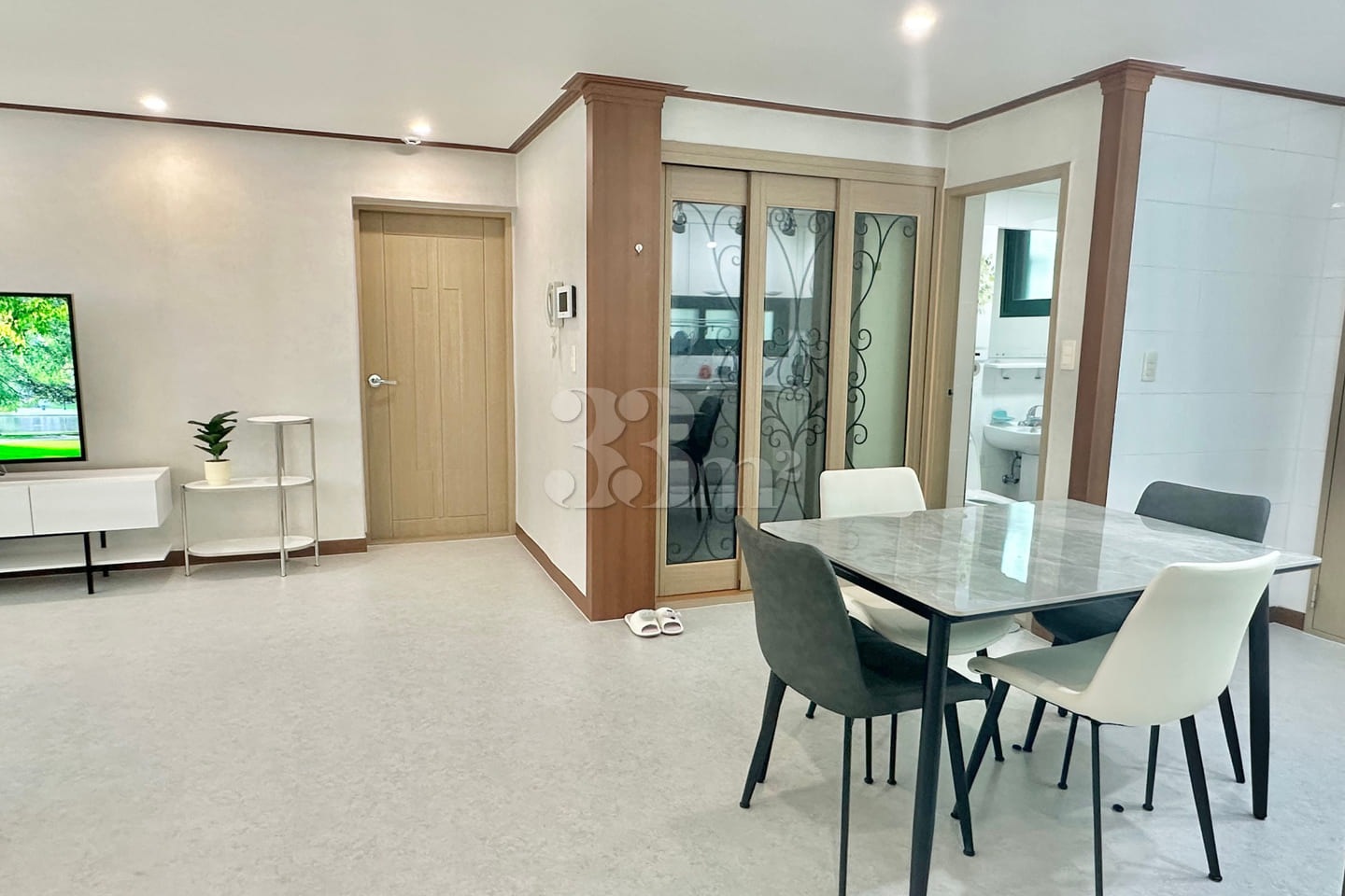 A spacious area with a great view 5th image