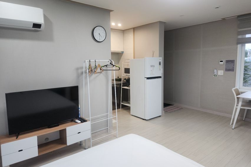 미니오션뷰 룸 204호 3번째 이미지