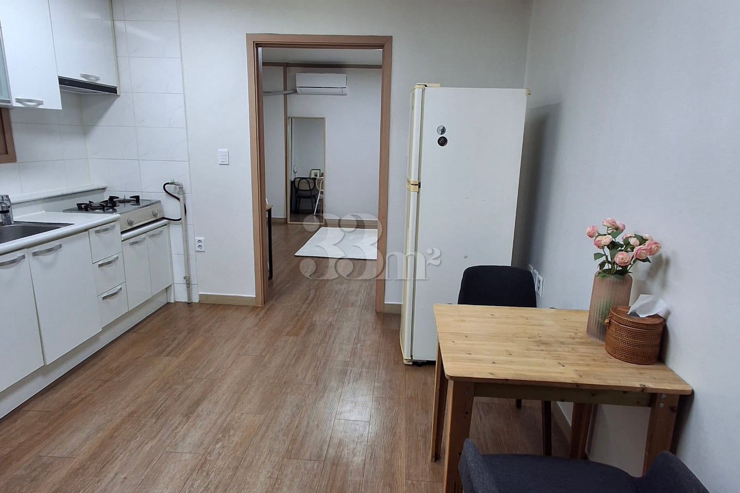 🌈 Two-room unit in front of the Office of Ed 11th image