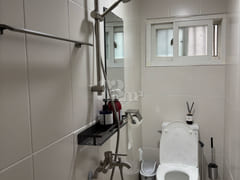 Great location in Yeonnam-dong; spacious. 12th image
