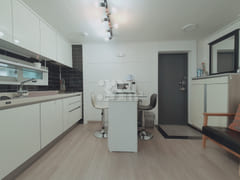 Yeoksam/Hanti/Bright and spacious room 6th image