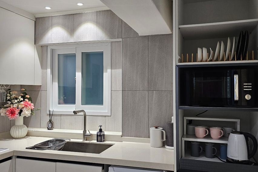 공덕역3분/4인/퀸2개