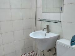 Short-term rental specialist accommodation 2 8th image