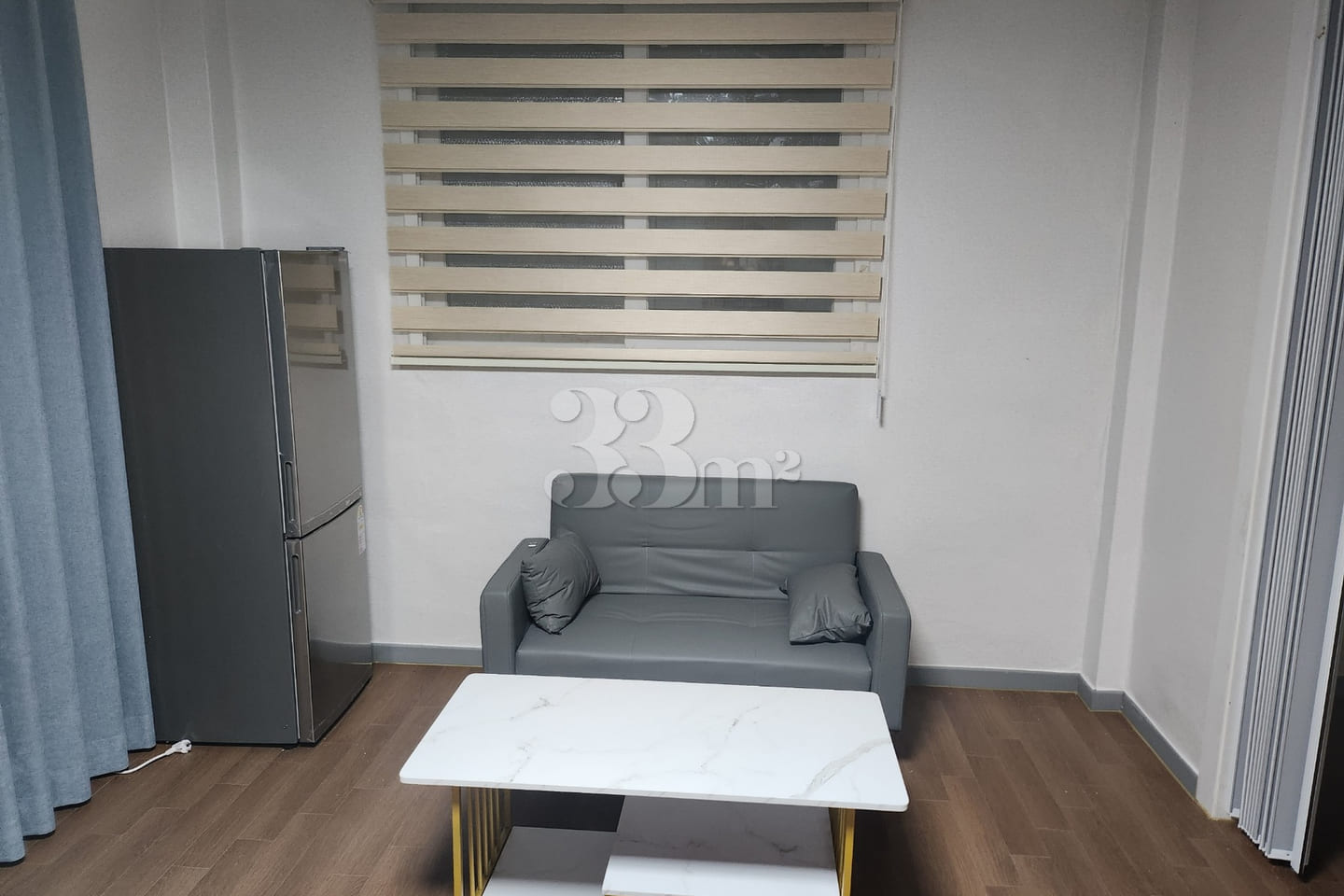 Room 201 5th image