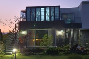 Jeju Hallim Honey Sleep House, 2nd floor