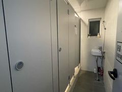 Mini Room with an Exterior Window 2th image