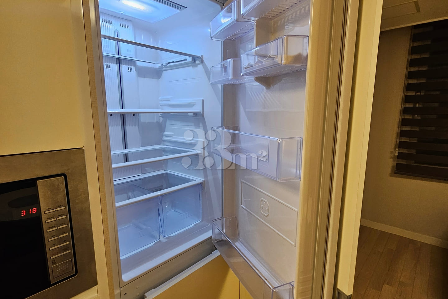 700B-rium 5th image