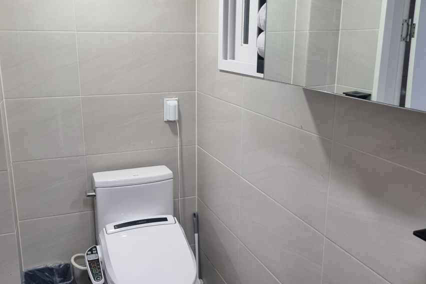 신촌역 도보3분거리 8번째 이미지