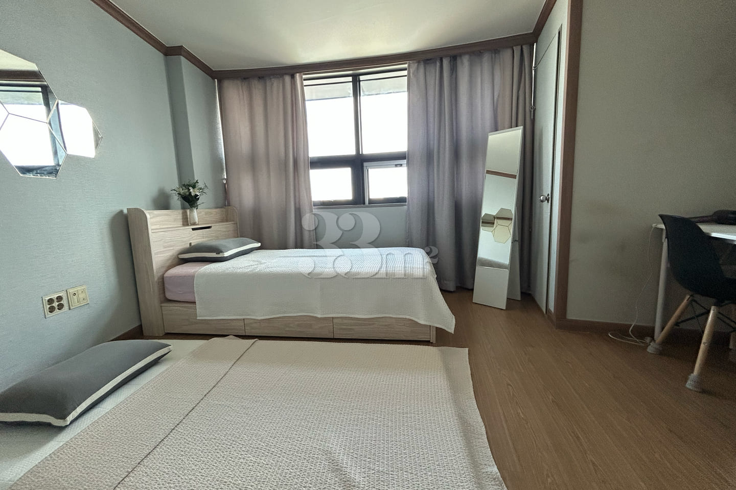 1-minute walk from the main gate of Jeonbuk N 3th image