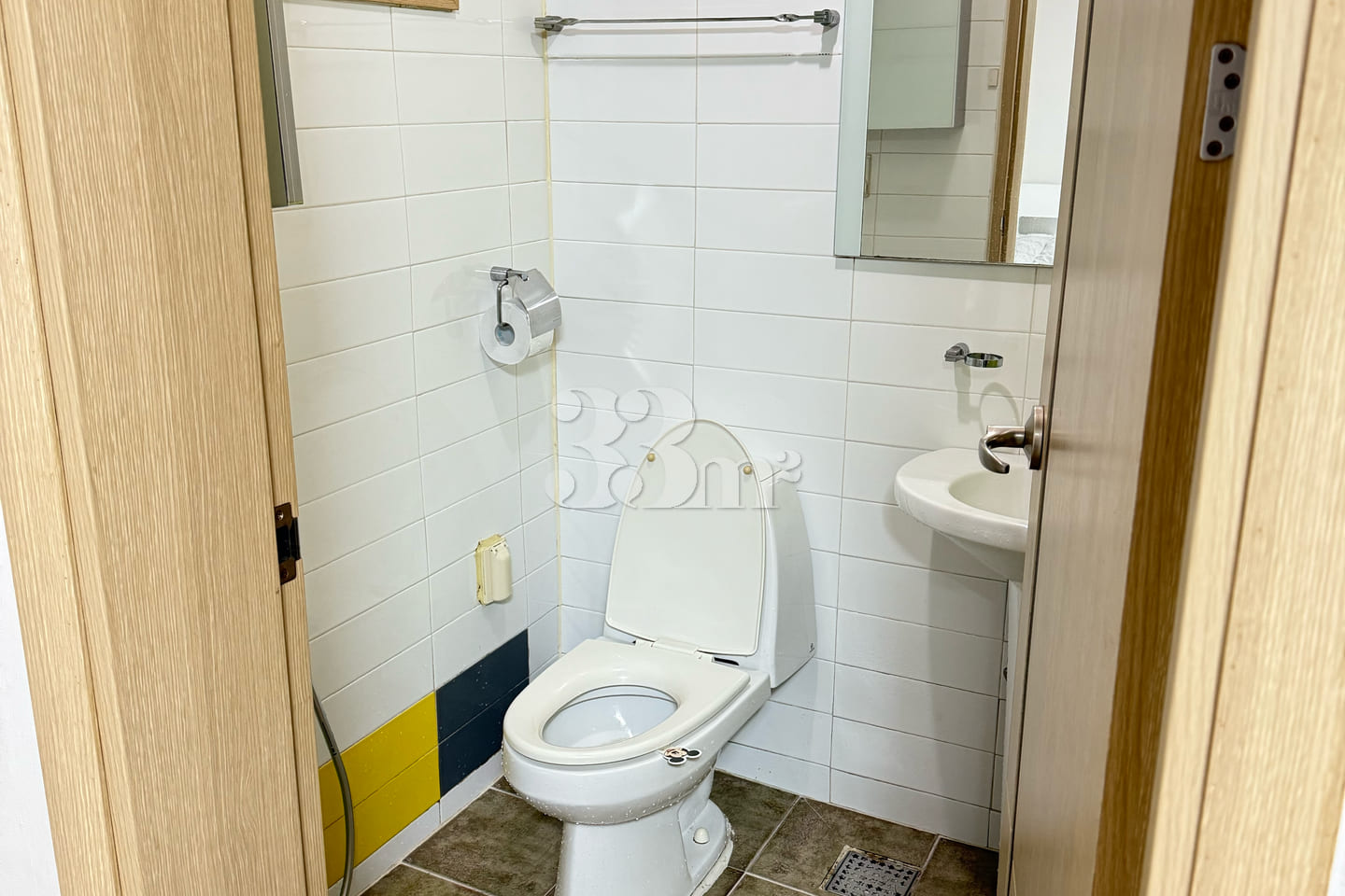 A Small Space in Seumusup 8th image