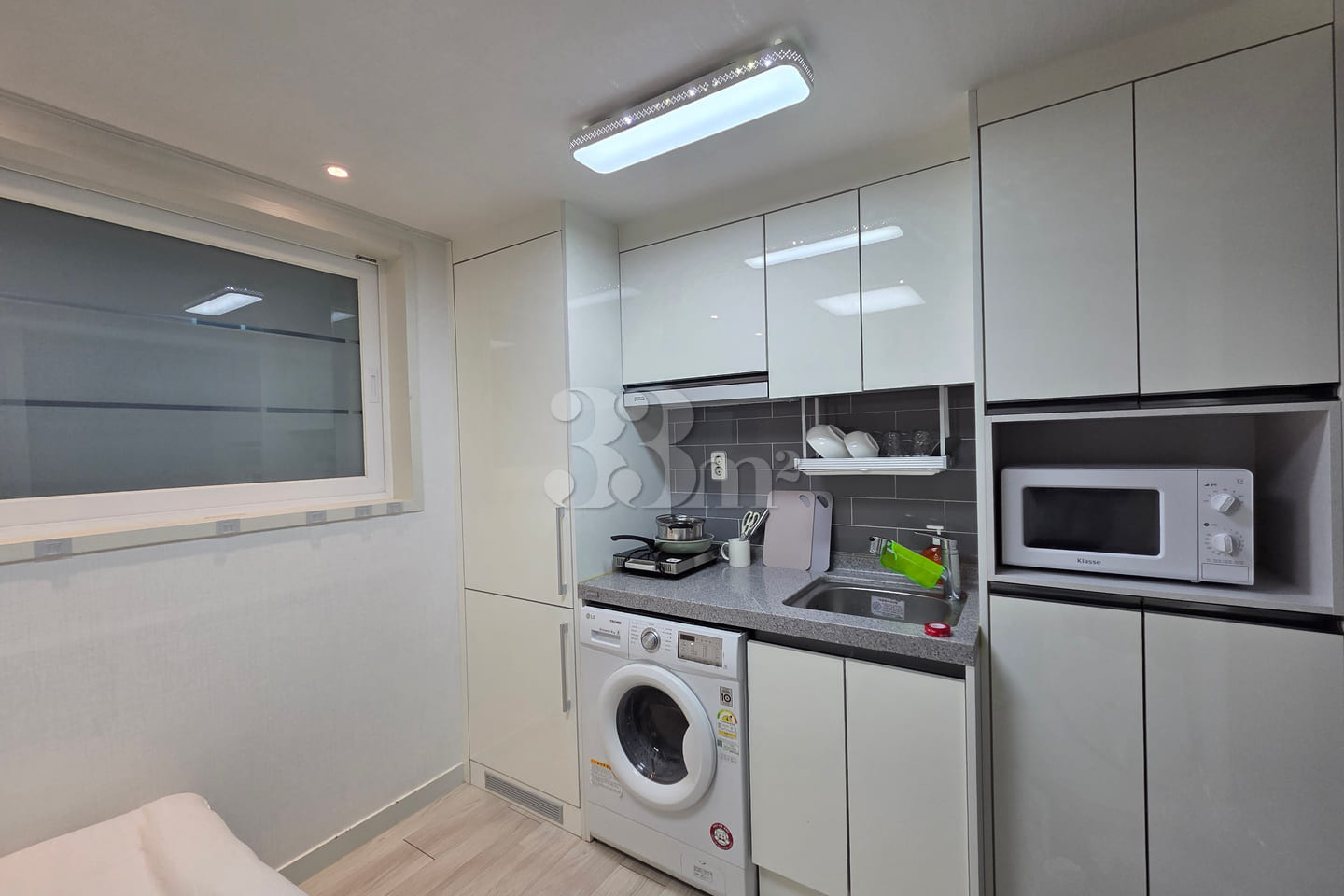 Banghak Station New Studio Apartment 2 4th image