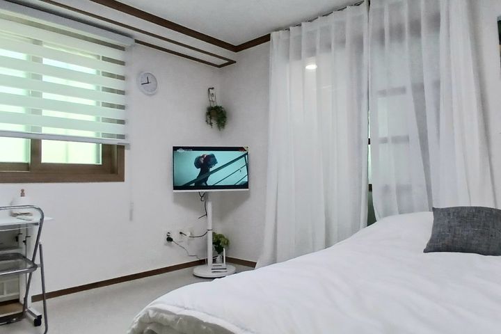 2층 화이트 원룸 2번째 이미지