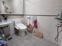 Parking available. 4 people can stay at Nokbe 3th image