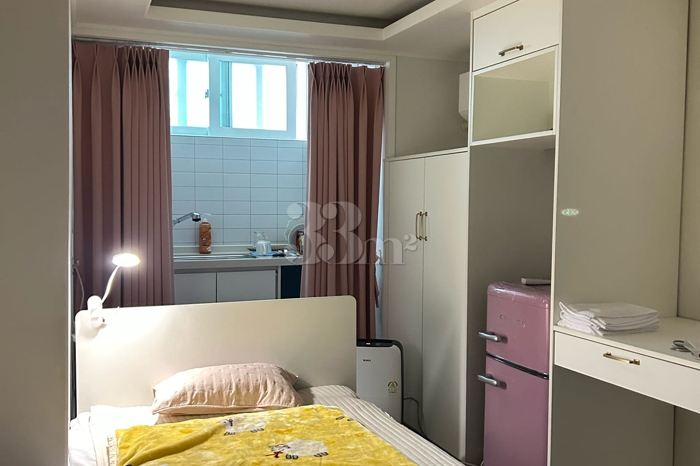 A cozy room 15th image
