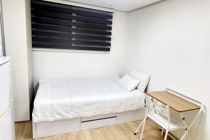 Suyu Station Fully Furnished Unit (B2) 5th image