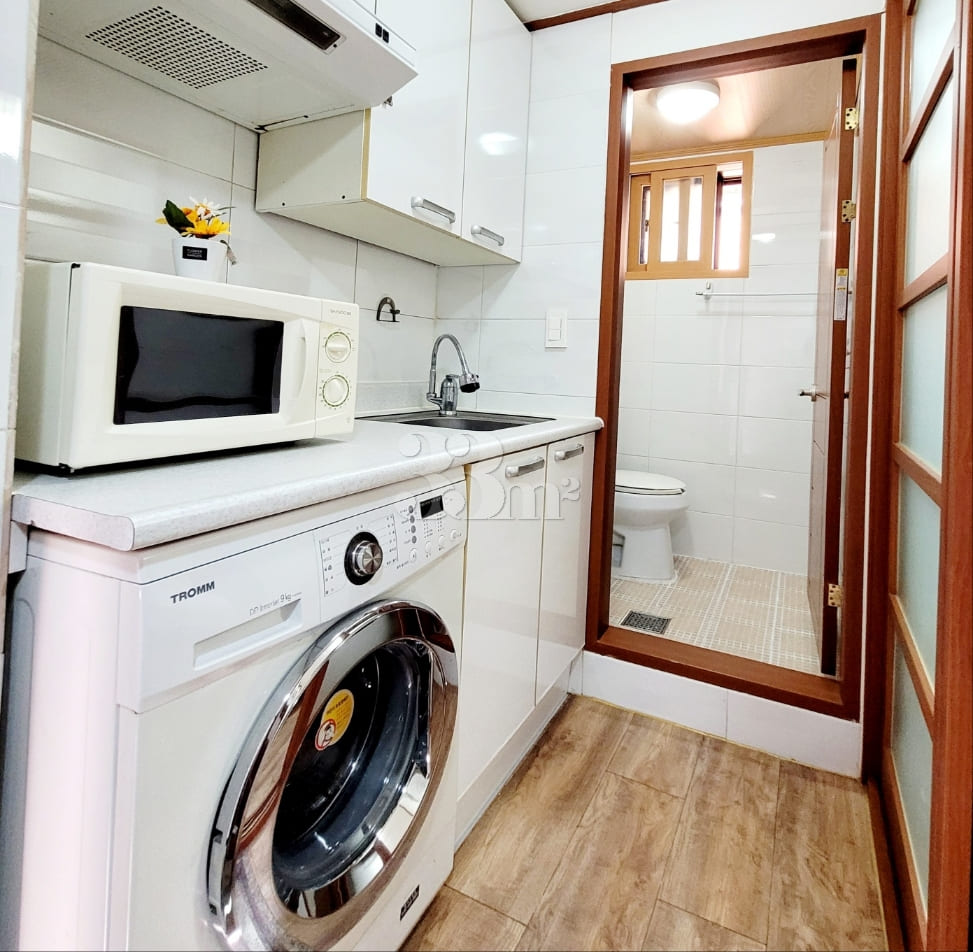 Fully furnished studio apartment near Seoul N 13th image