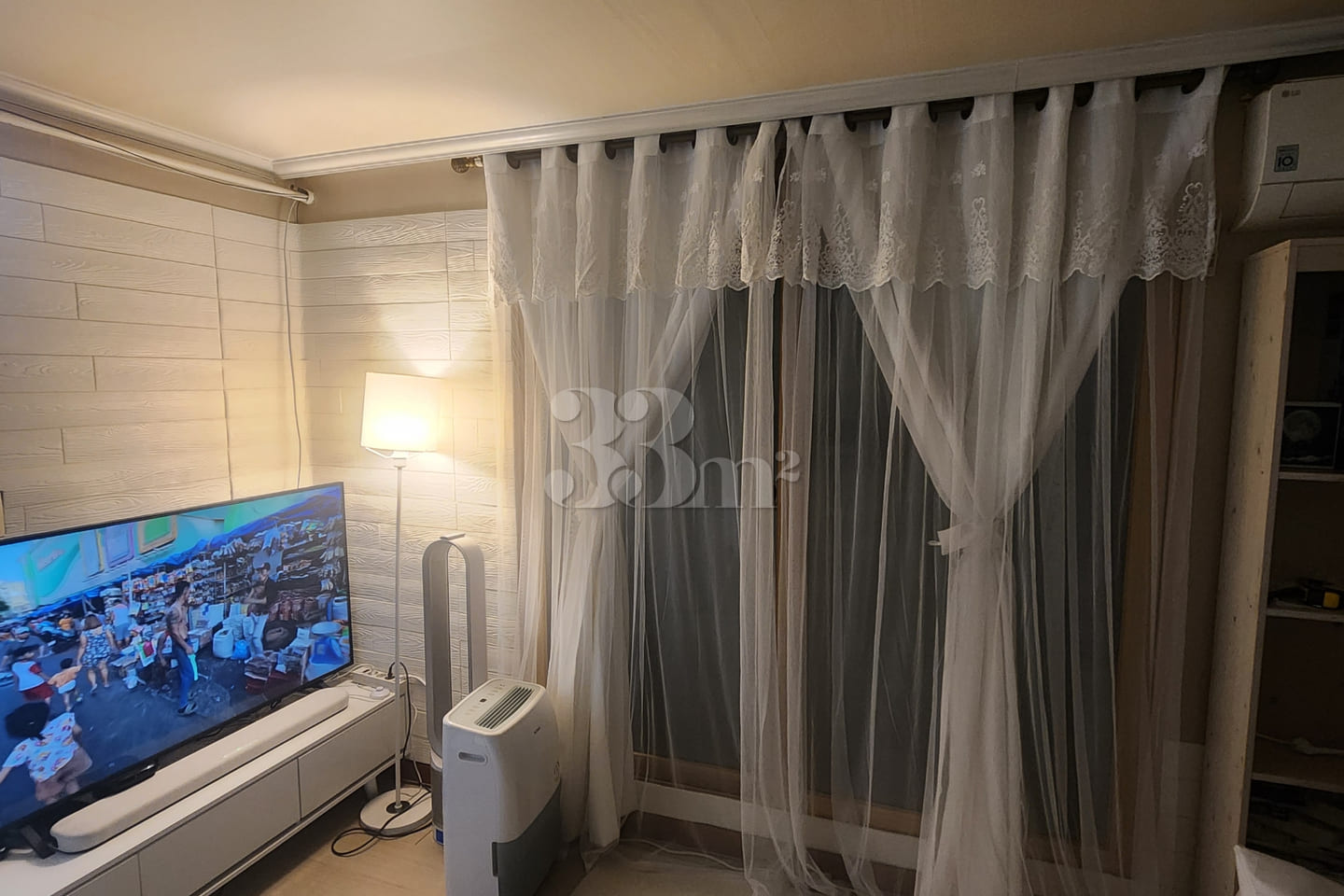 Spacious 2-room unit | Fully furnished | Park 0th image