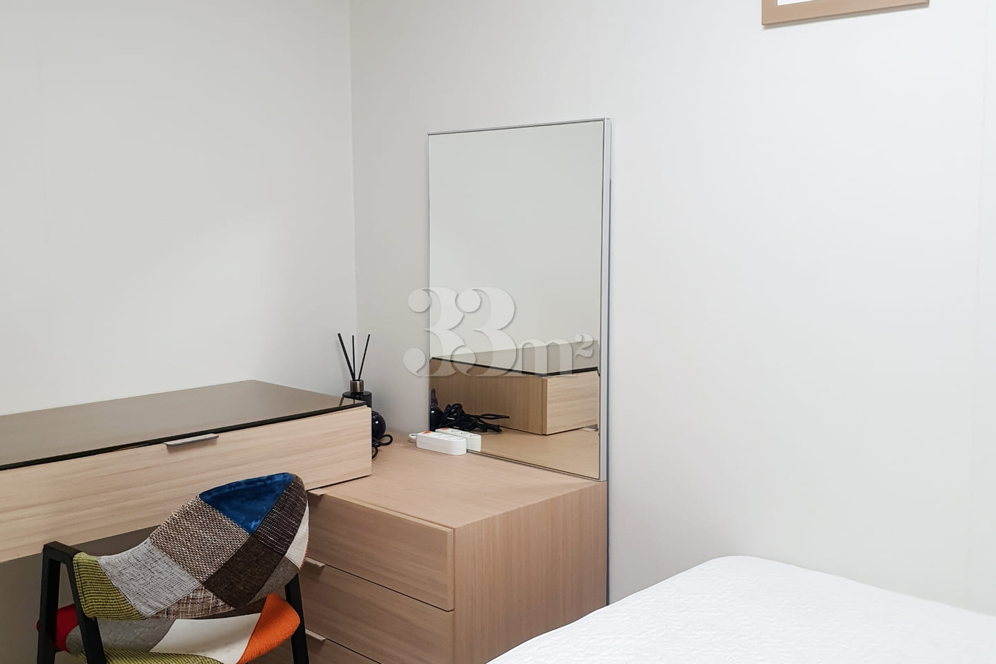 Fully furnished two-bedroom apartment near Wo 12th image
