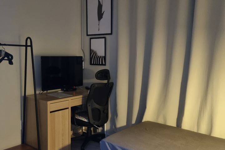 Clean, safe, and for single-person use. 3th image