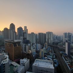 Special Price: Top-floor unit near Lotte Depa Unit Image