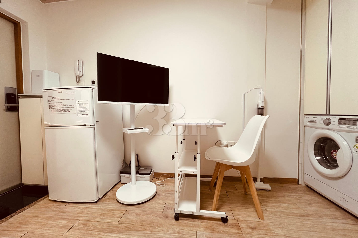 2-minute walk from Sinchon Station (Line 2) 7th image