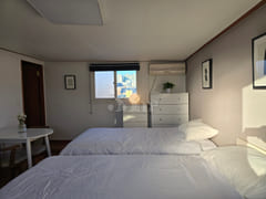 2 beds, separate kitchen 7th image