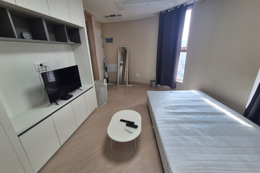 서울 중심 둥근 원룸 0번째 이미지