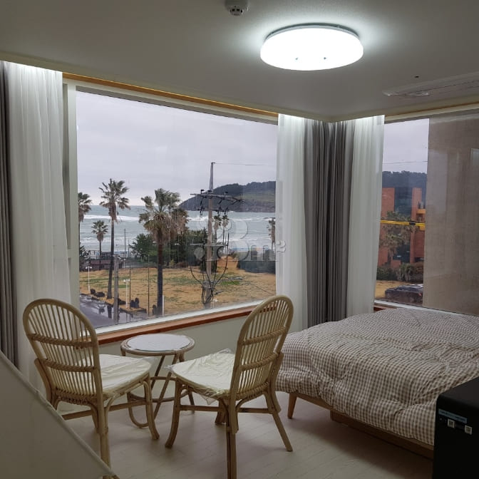 Ocean View Fully Furnished Officetel 1th image
