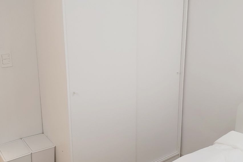 아트앤스테이 B215