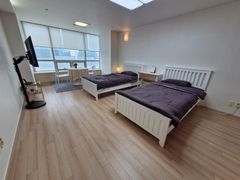 🎯 Fully furnished and remodeled apartment in 2th image