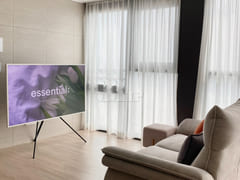 Living room and bedroom with lake view, separ 2th image