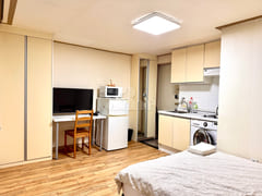 2 minutes from Nonhyeon Station (studio apart 0th image