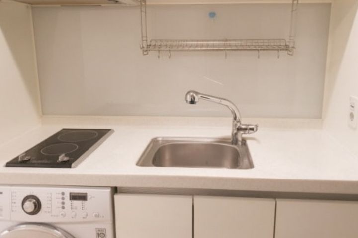 Studio apartment 1 minute from Banghak Statio 11th image
