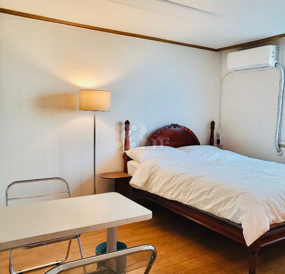 Gangnam, Yeoksam, Yangjae - Fully Furnished 2th image