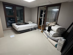 Accommodation with an unobstructed ocean view 7th image