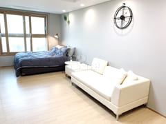 Subli House by the Seongsan Sea 0th image