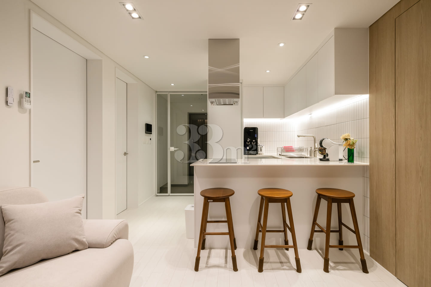 3rd floor, 3 people, 3 beds + 1 bathroom 6th image