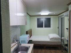 꽃동402호 음악감상 1번째 이미지