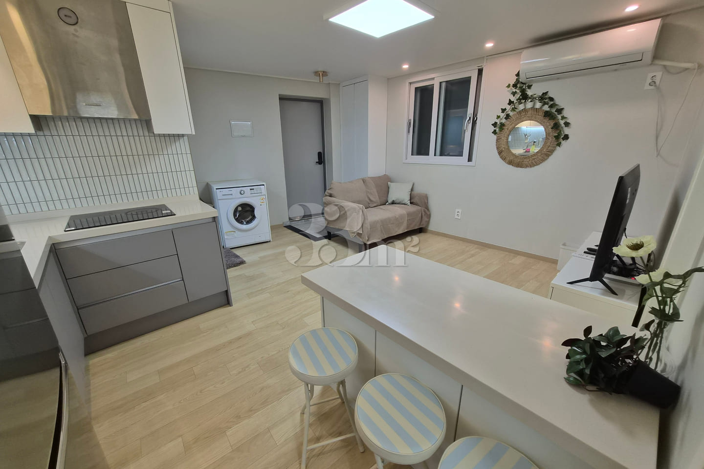 ❤️Newly Built, Fully Furnished❤️ Unit 301 3th image